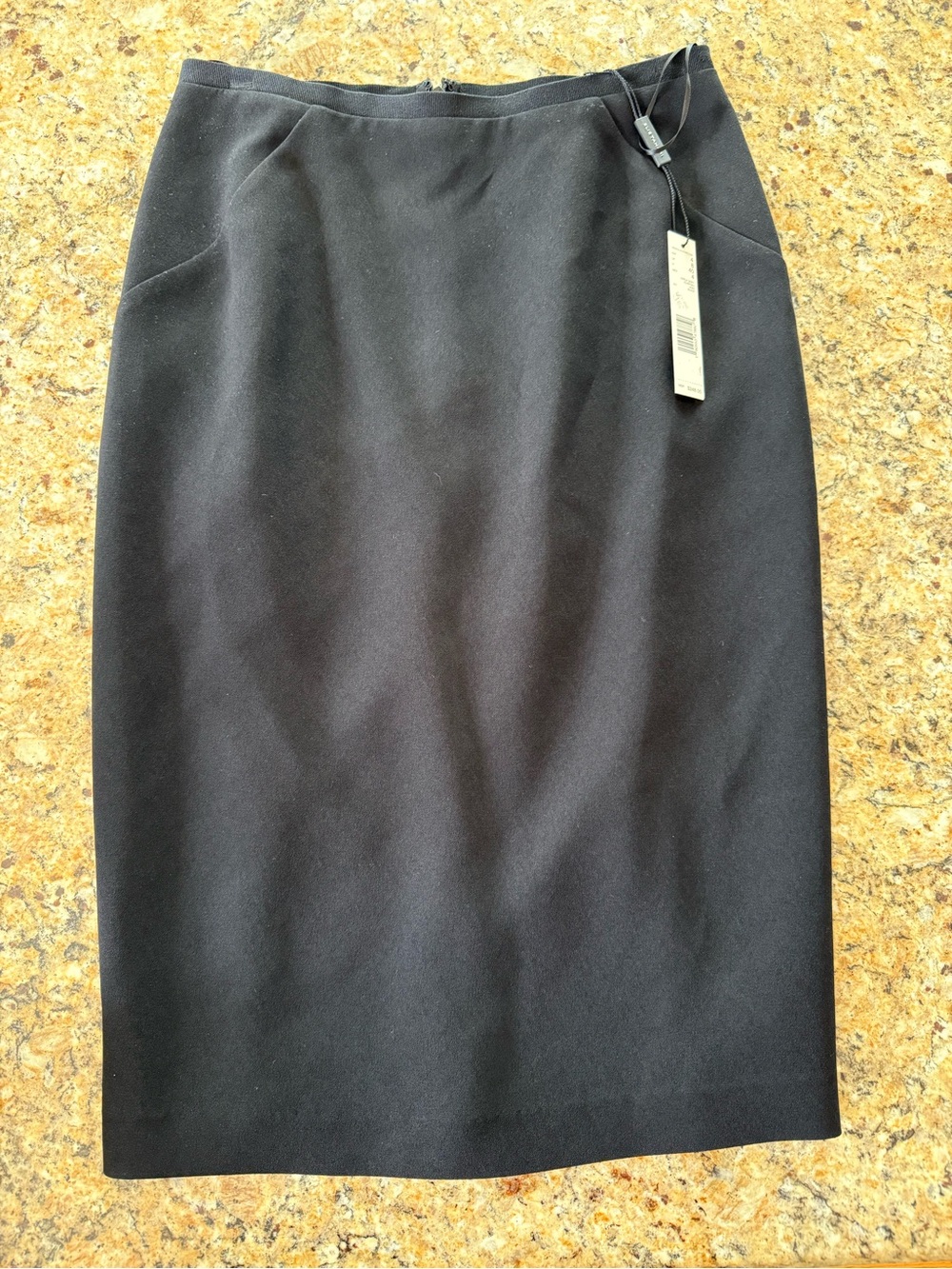 NWT Women’s Elie Tahari Harla Skirt BLACK 14343 size 4